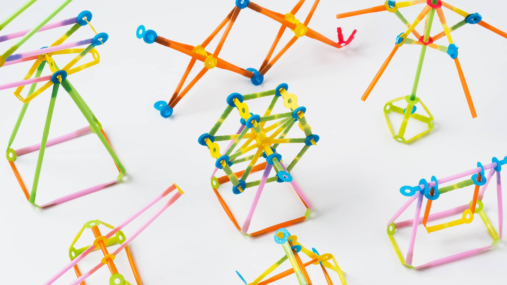 Strawbees is a construction set for hands-on exploration with versatile pieces for making building and idea creation accessible for all ages and learning needs.